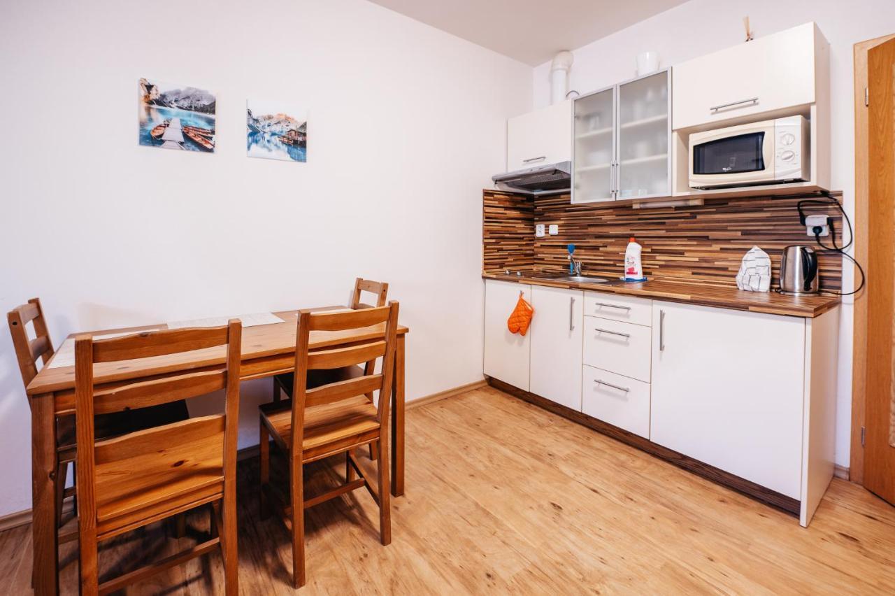Lipno Nad Vltavou - Apartman 23 - Wifi, Parking, Netflix מראה חיצוני תמונה