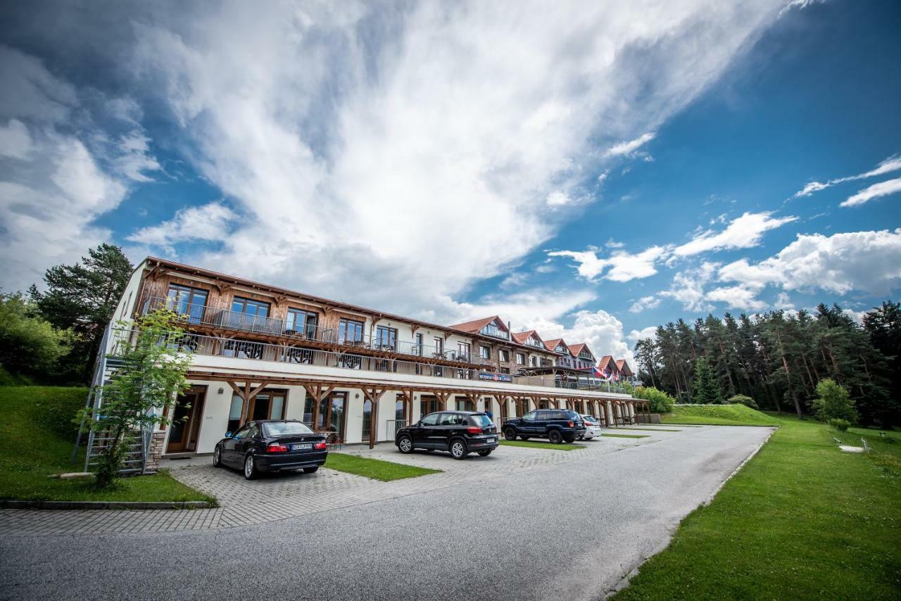 Lipno Nad Vltavou - Apartman 23 - Wifi, Parking, Netflix מראה חיצוני תמונה